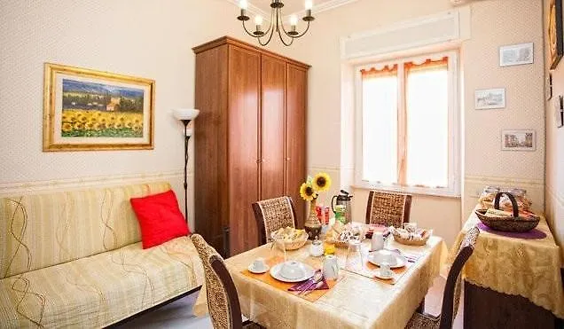 Bed & Breakfast La Casa Romana 4*