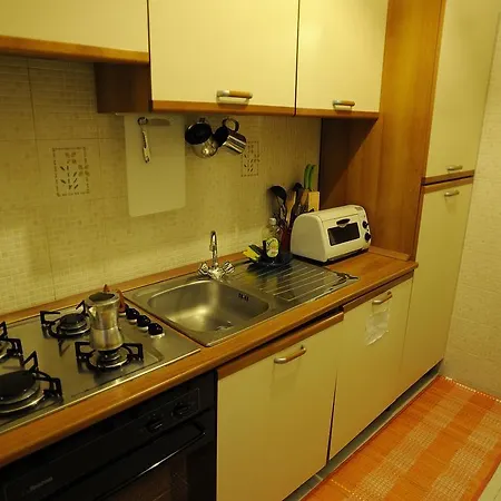 Oda ve Kahvaltı La Casa Romana 4*